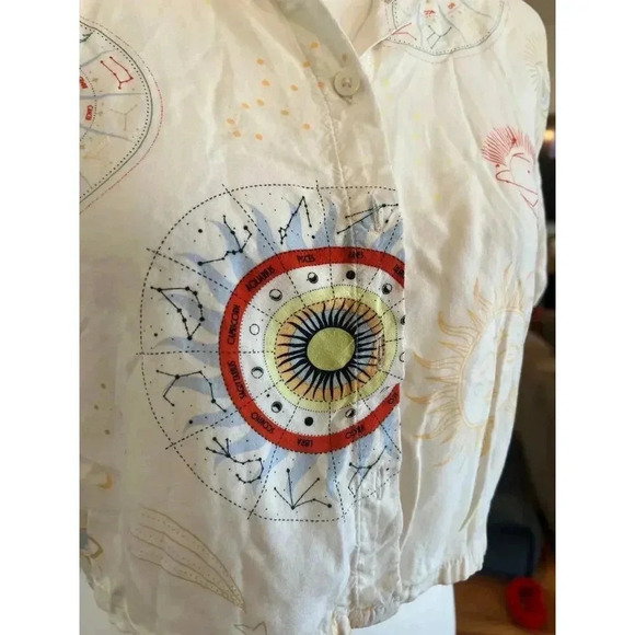 forever 21 crop short sleeve button up astrology design womens size small - Picture 5 of 9